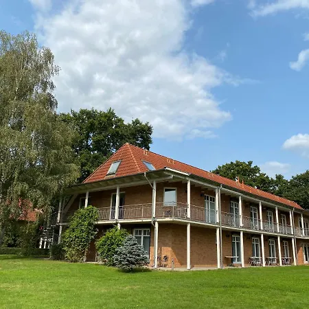 Taranga Tagungszentrum Und Hotel 3*